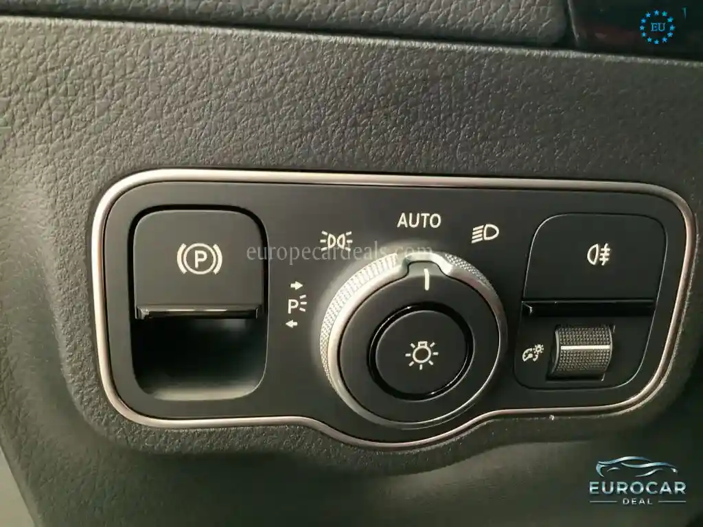 Mercedes-Benz B 220