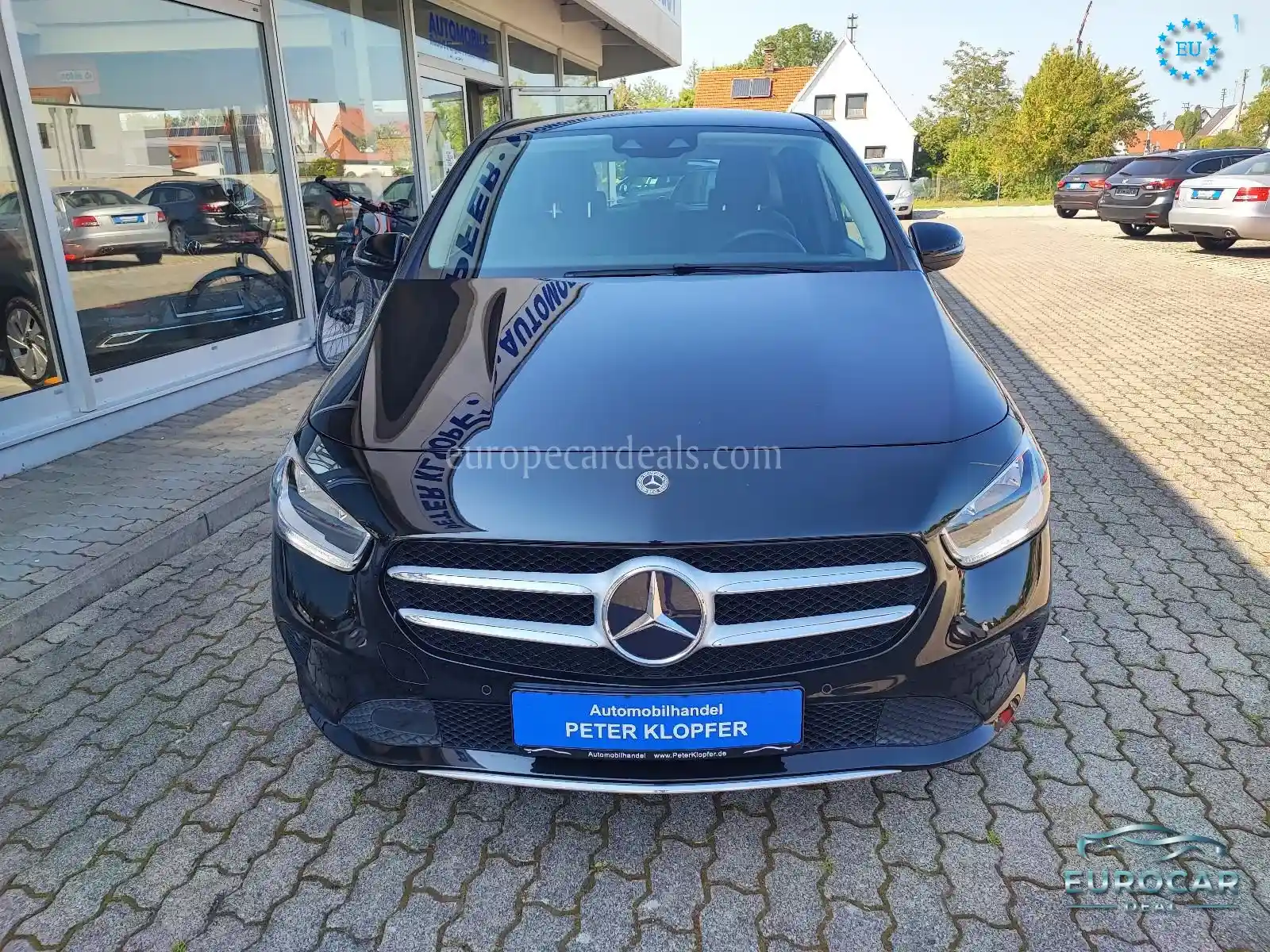 Mercedes-Benz B 180