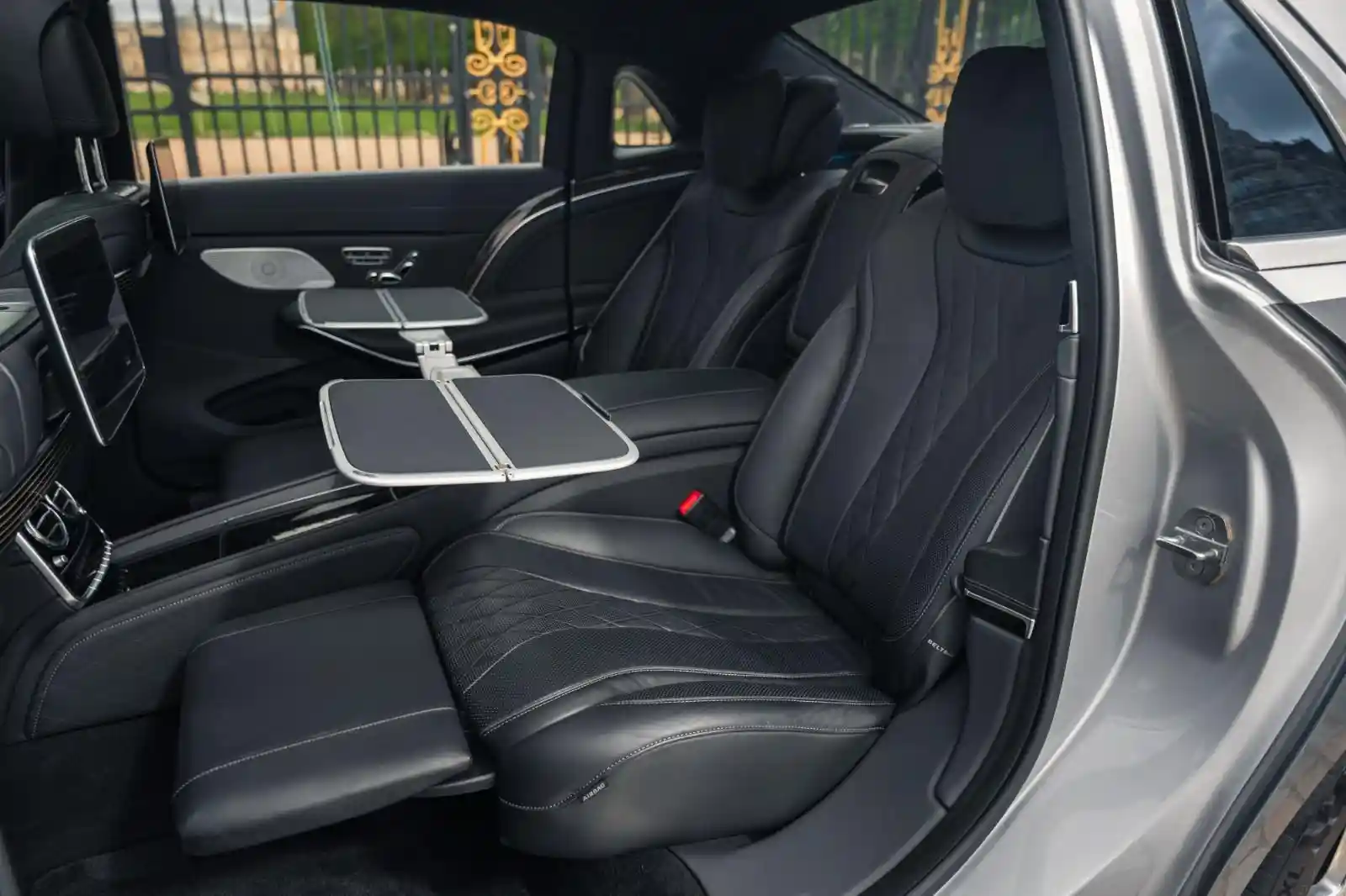 Mercedes-Benz S 560
