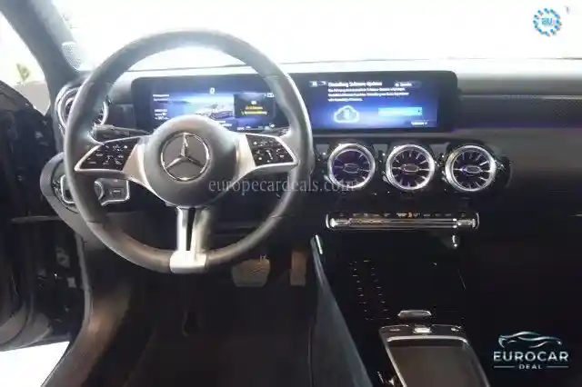 Mercedes-Benz A 220