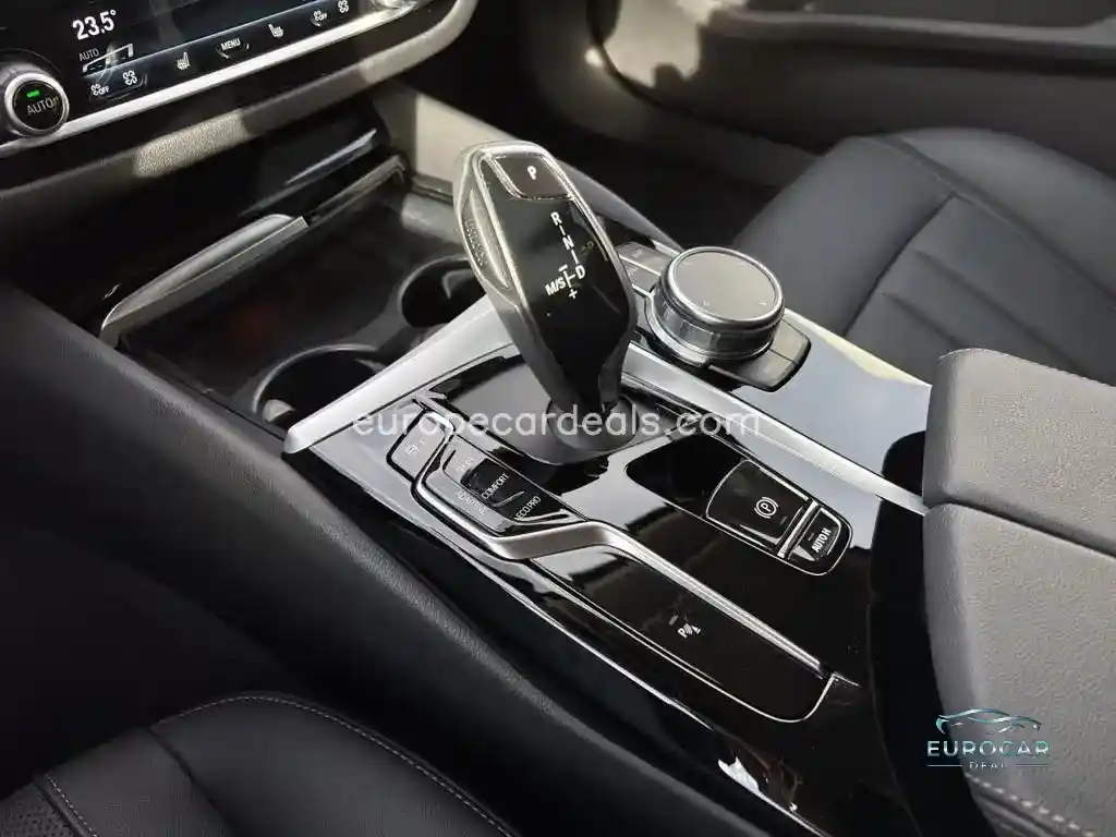 BMW 530
