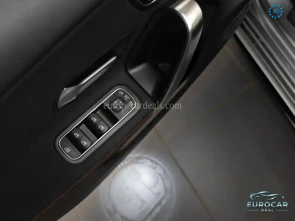 Mercedes-Benz A 35 AMG