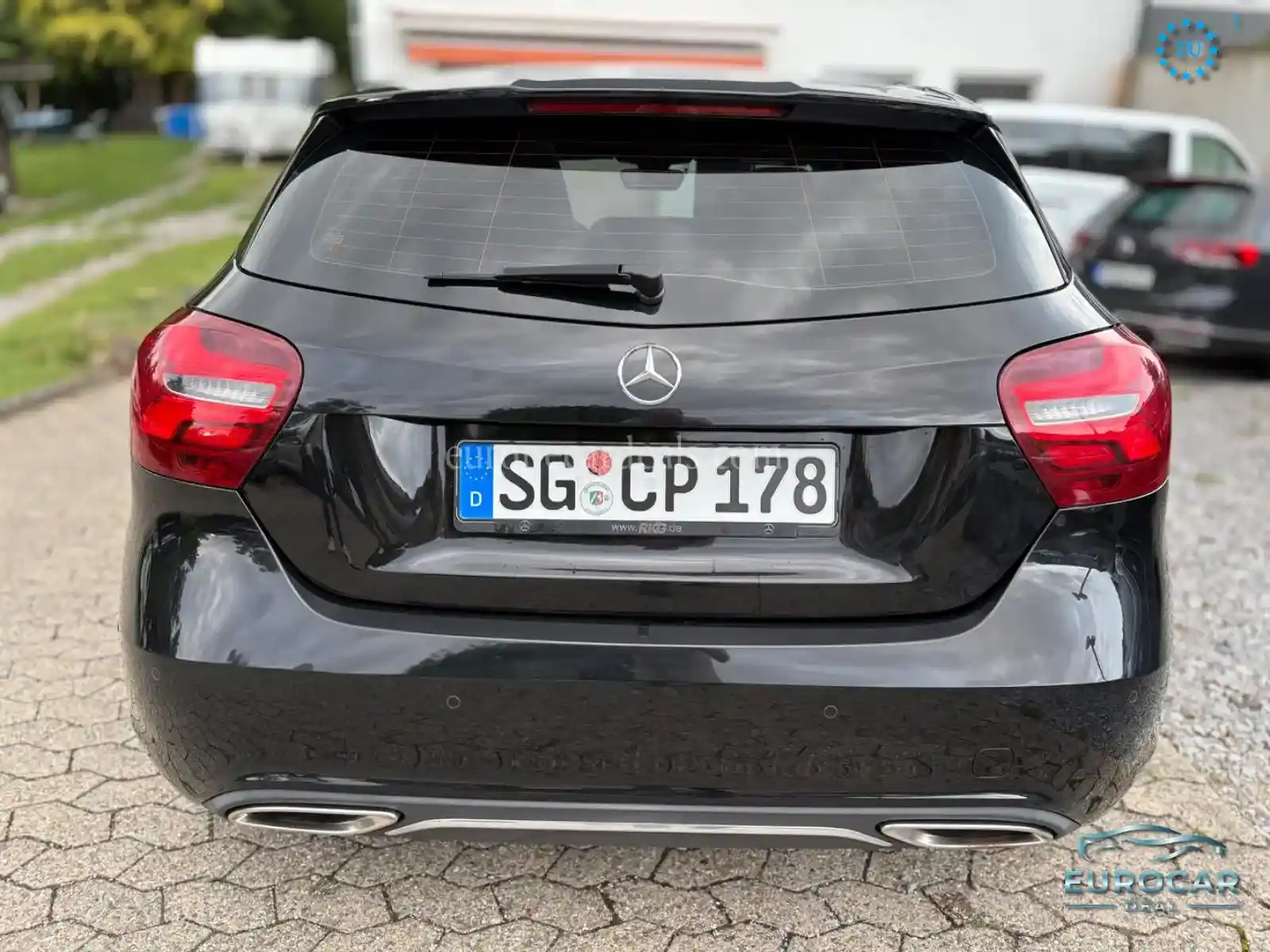 Mercedes-Benz A 220
