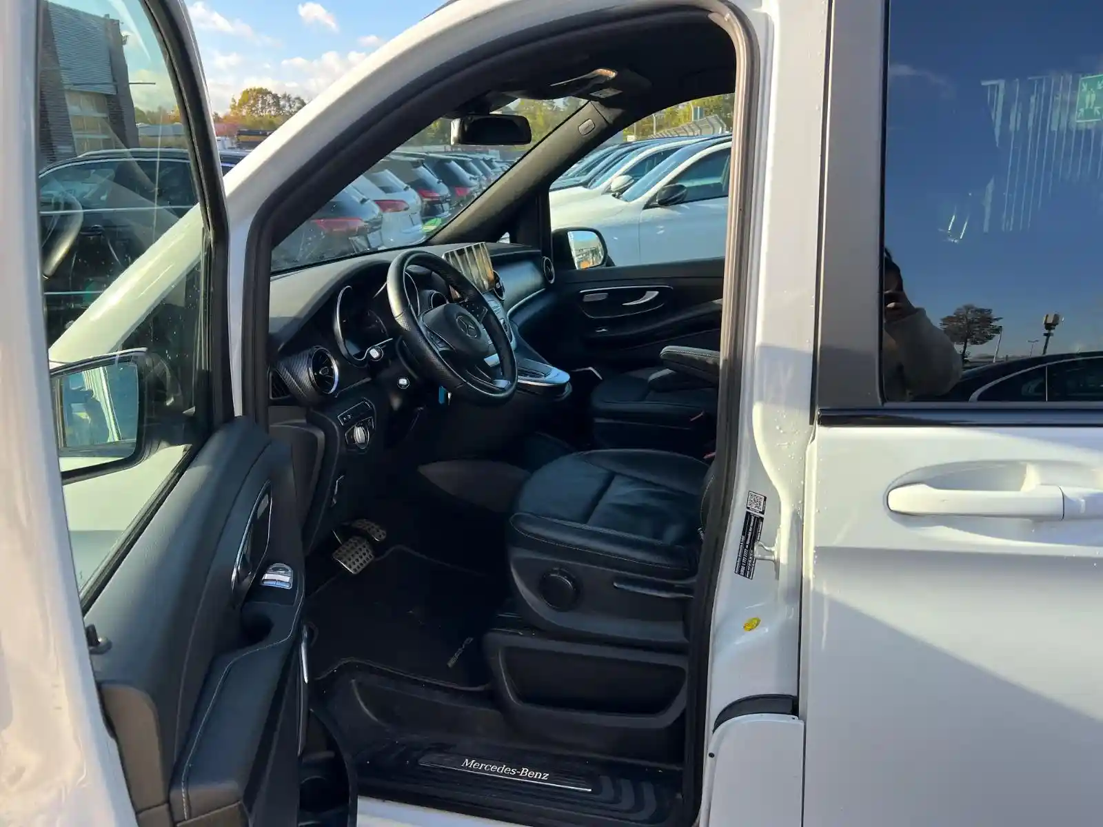 Mercedes-Benz V 250