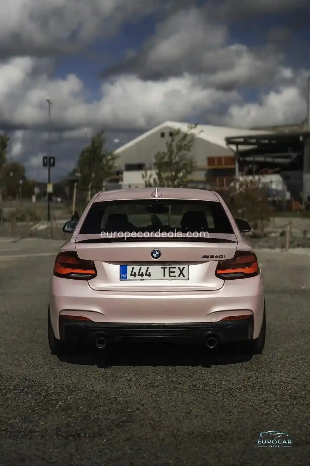 BMW M240i