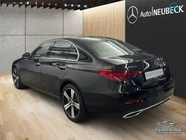 Mercedes-Benz C 220