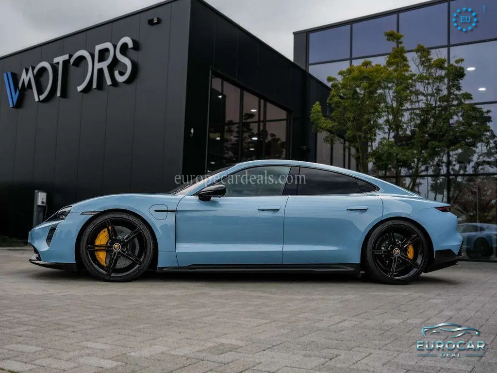 Porsche Taycan