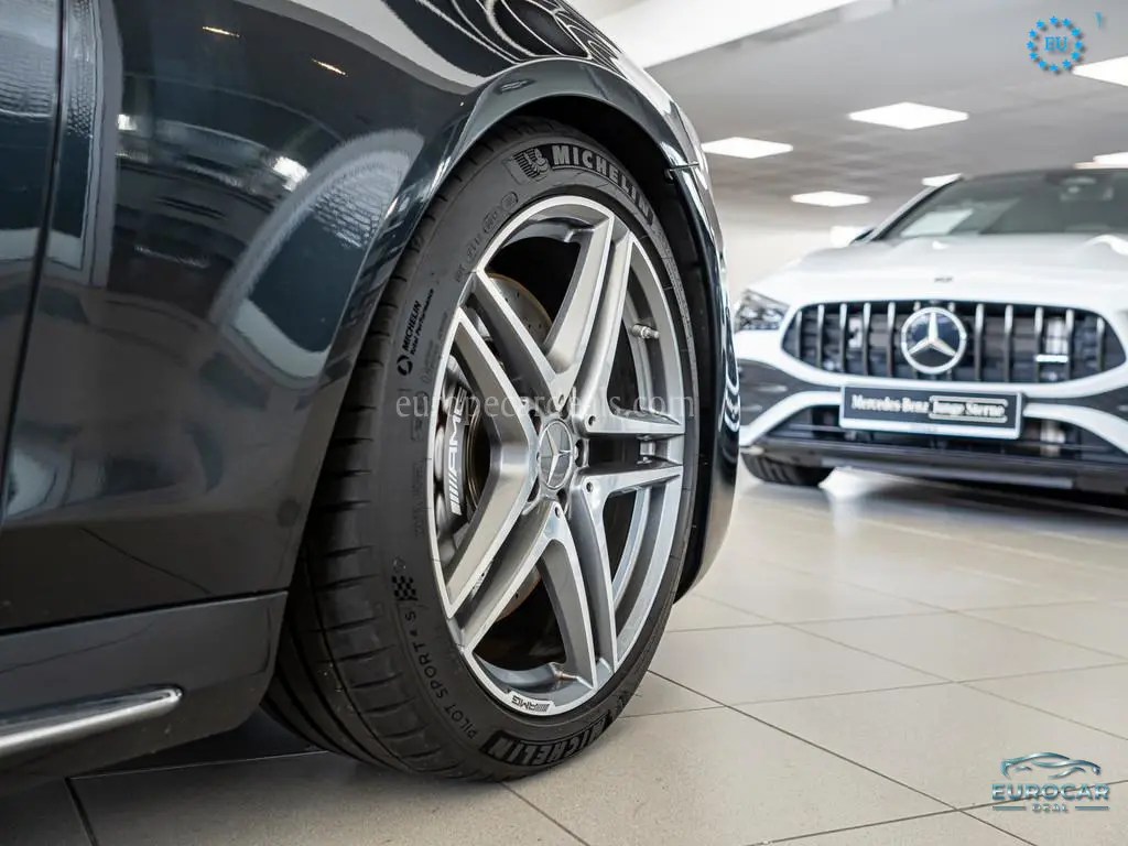 Mercedes-Benz S 63 AMG