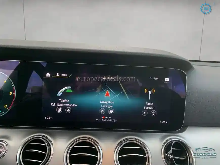 Mercedes-Benz E 220