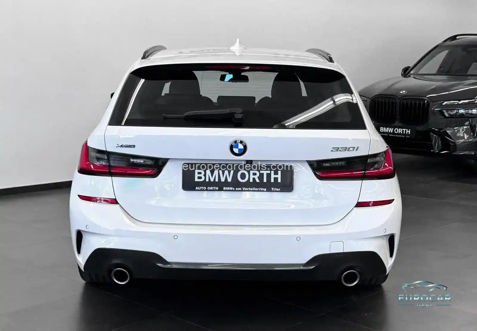BMW 330