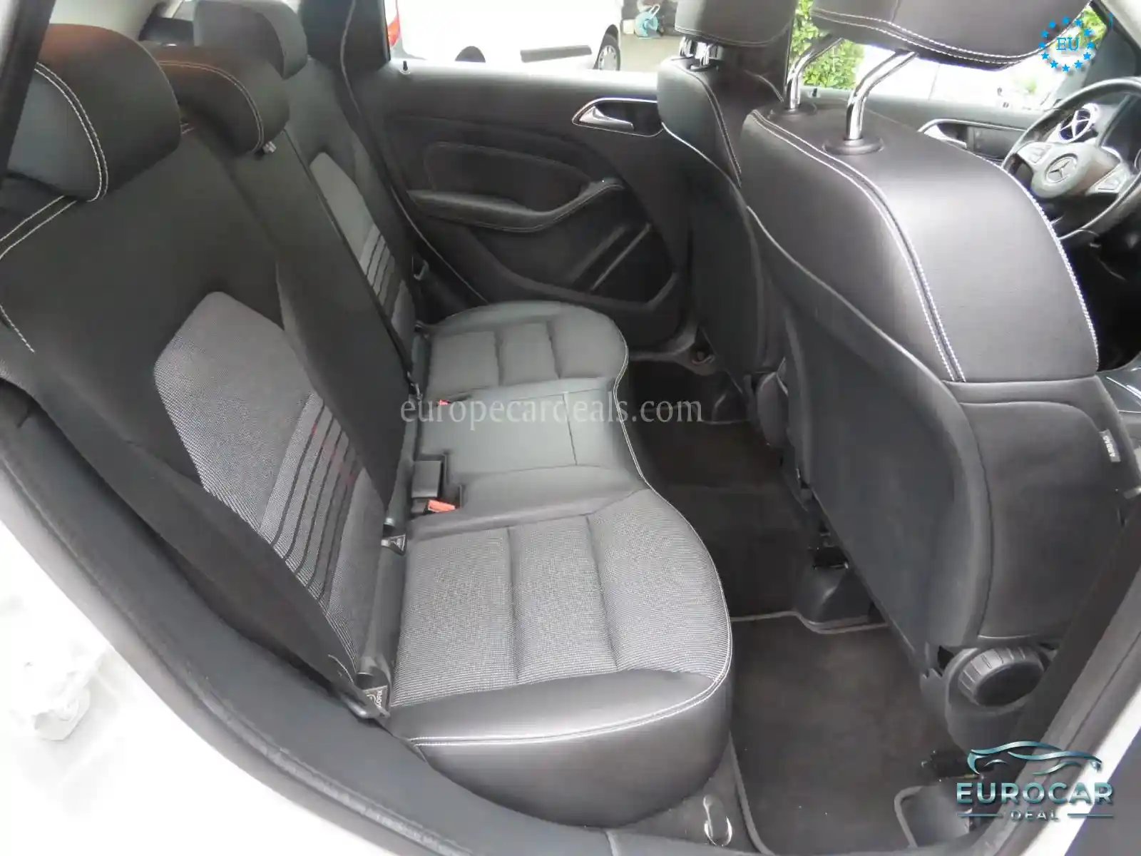Mercedes-Benz B 200