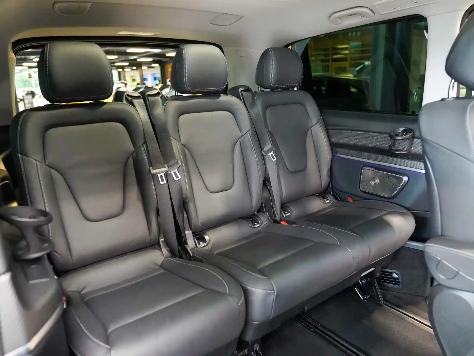 Mercedes-Benz V 250