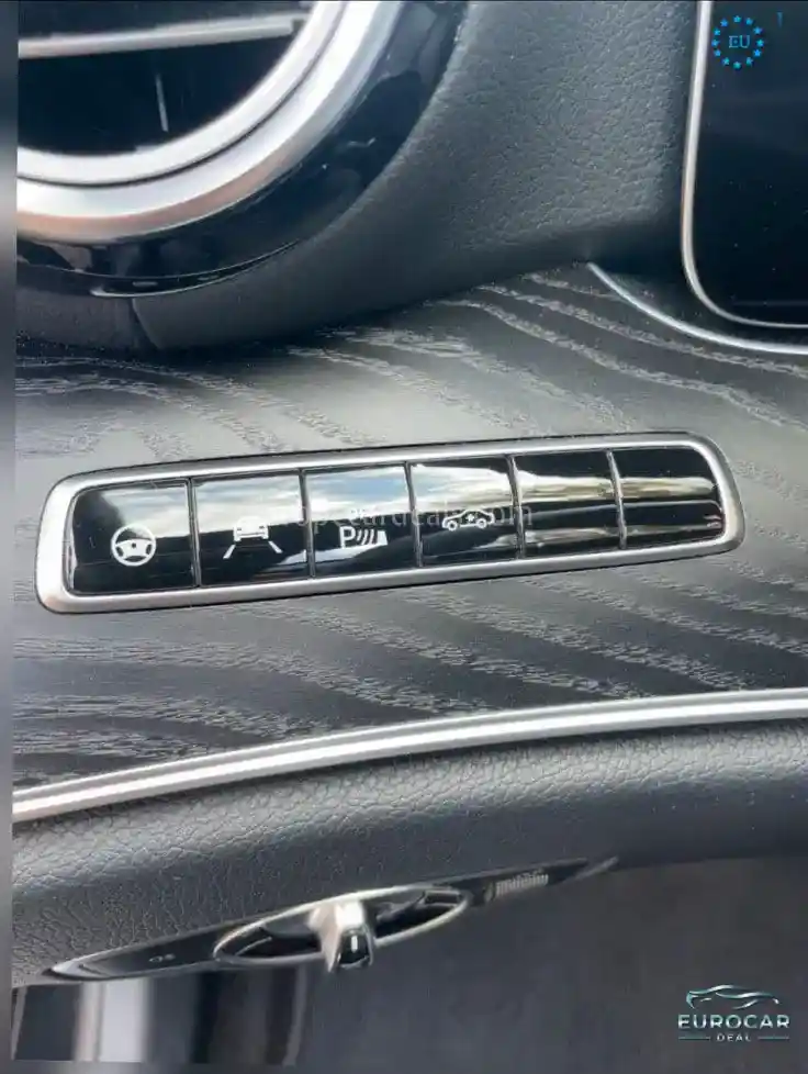 Mercedes-Benz E 63 AMG