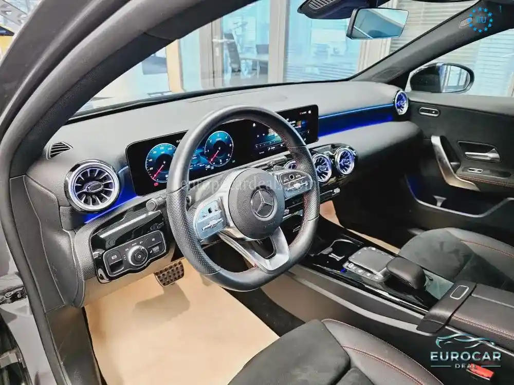 Mercedes-Benz A 220