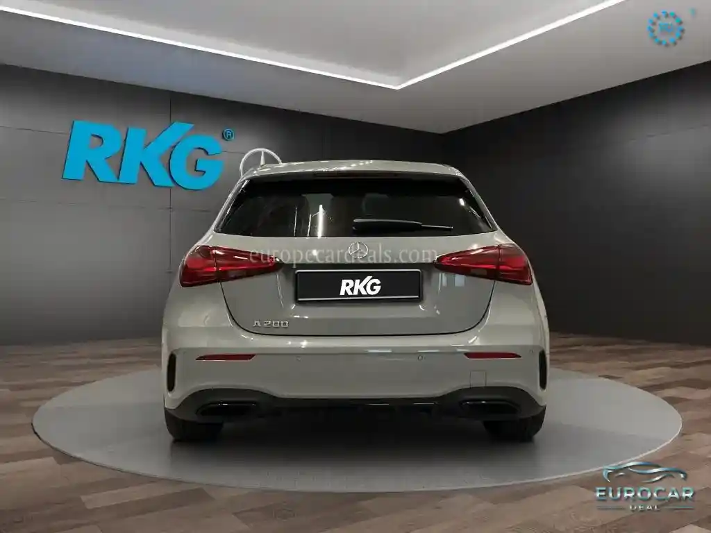 Mercedes-Benz A 200