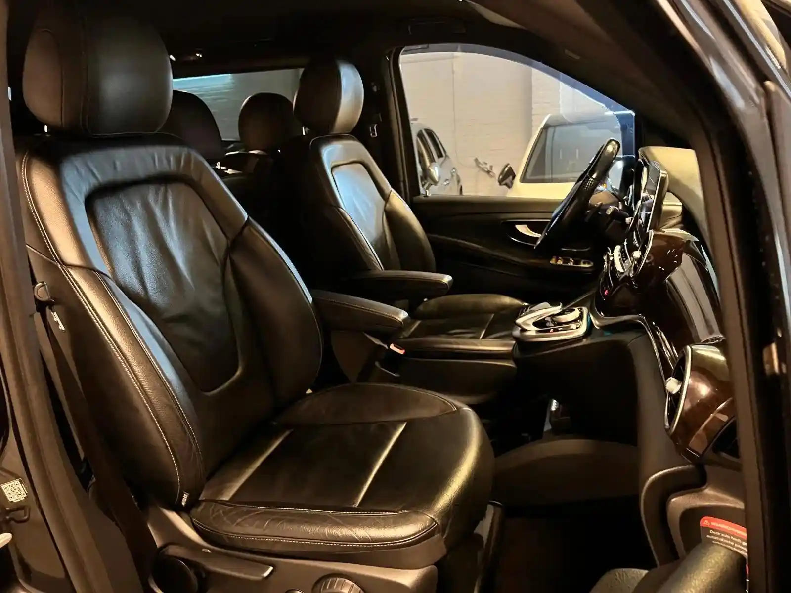 Mercedes-Benz V 250