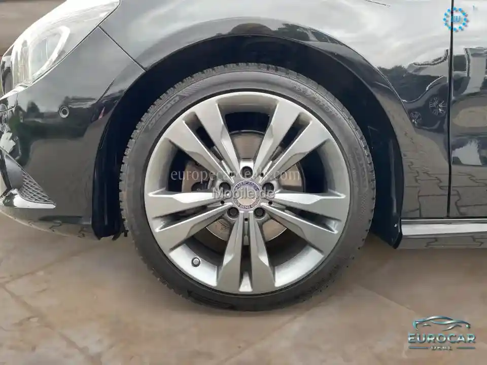 Mercedes-Benz CLA 180 Shooting Brake