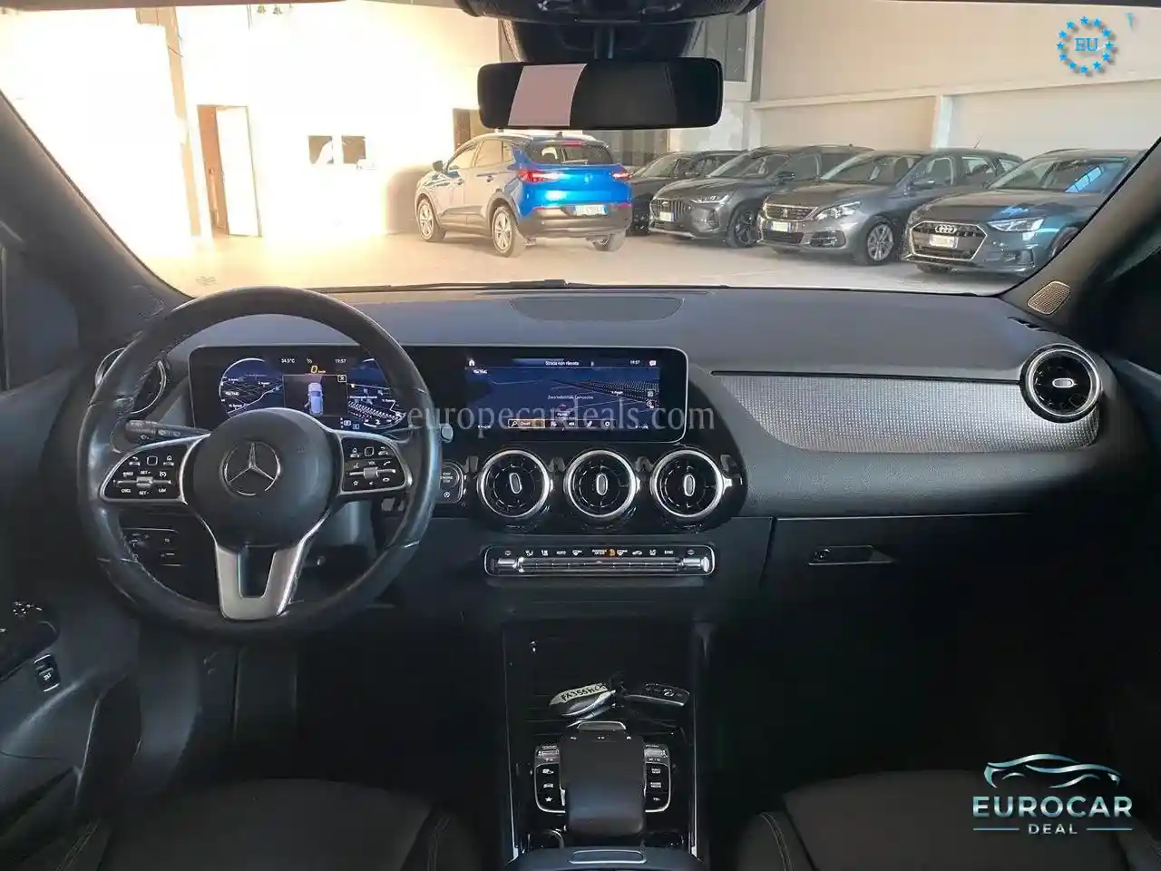 Mercedes-Benz B 180
