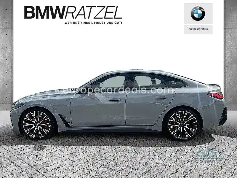 BMW i4