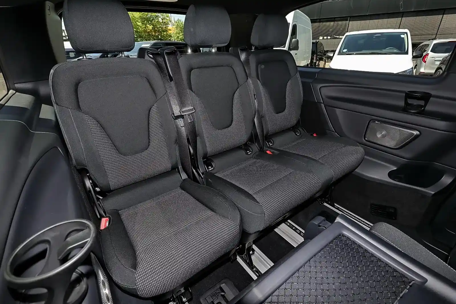 Mercedes-Benz V 250