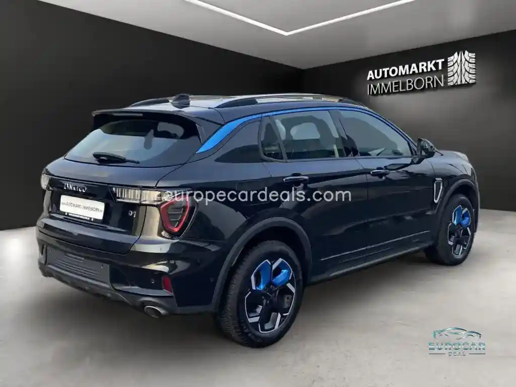 Lynk&Co 01