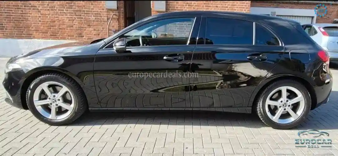 Mercedes-Benz A 220