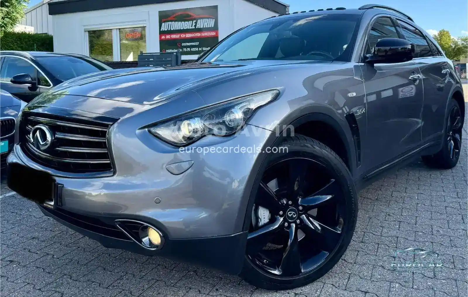 Infiniti QX70