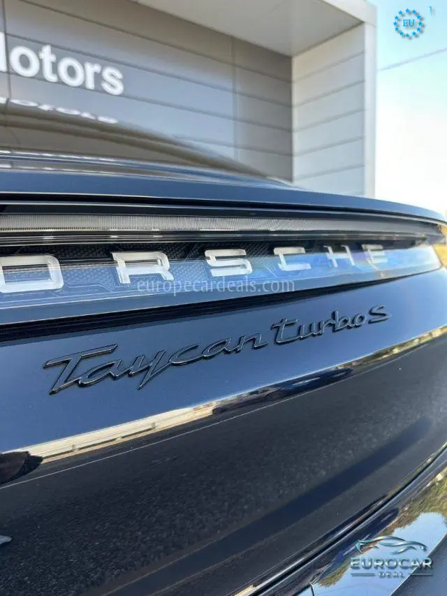 Porsche Taycan