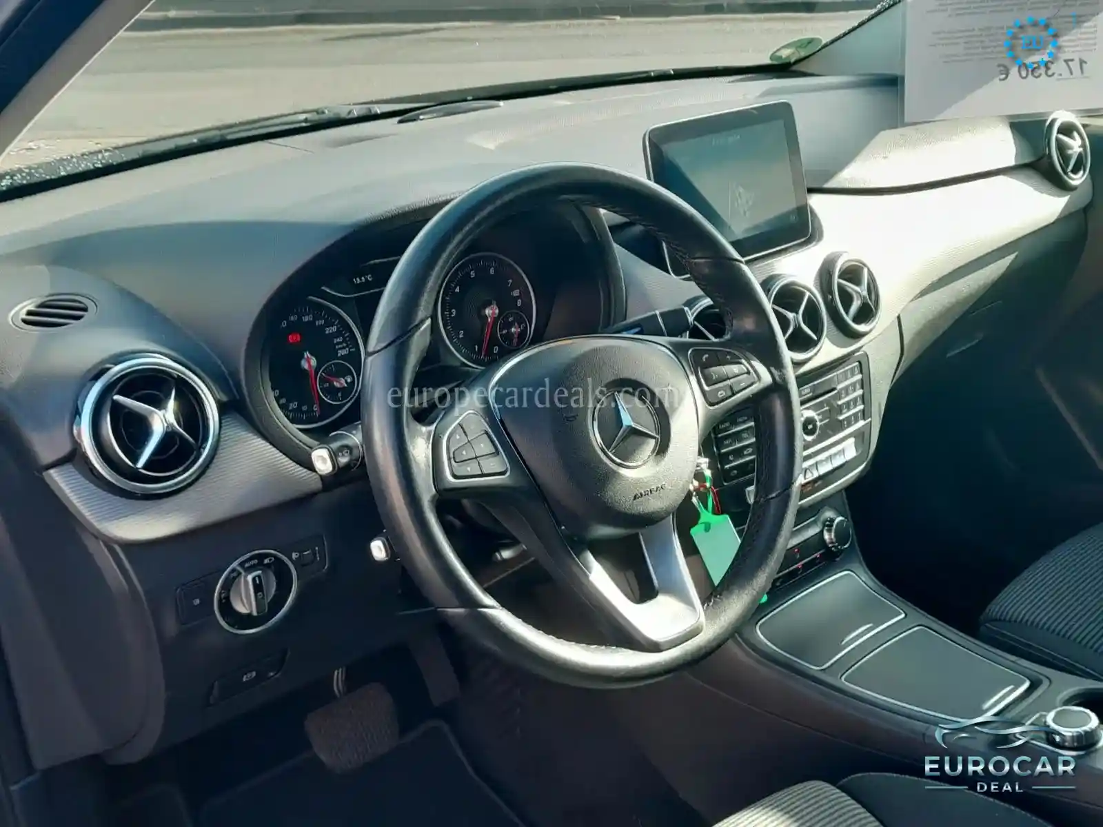 Mercedes-Benz B 180
