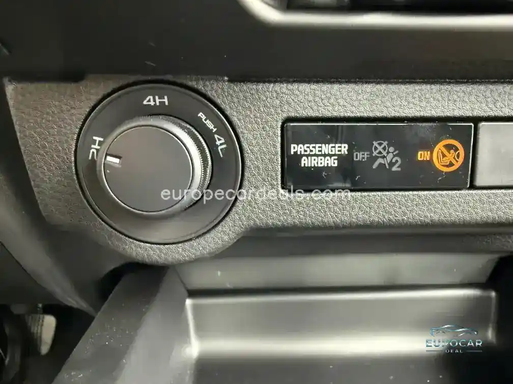 Space Cab AT LS 4WD mit Ahk