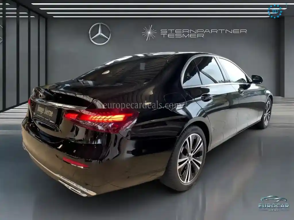 Mercedes-Benz E 220