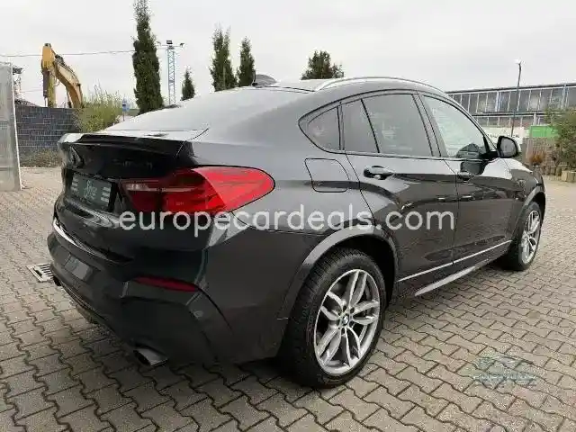 BMW X4 M40