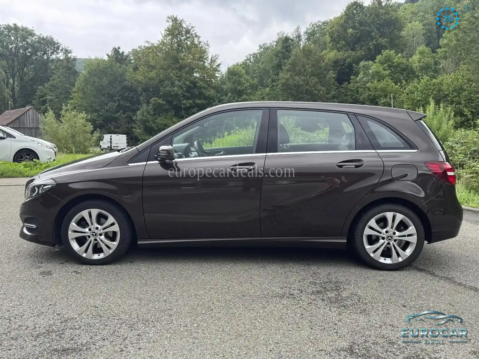 Mercedes-Benz B 200