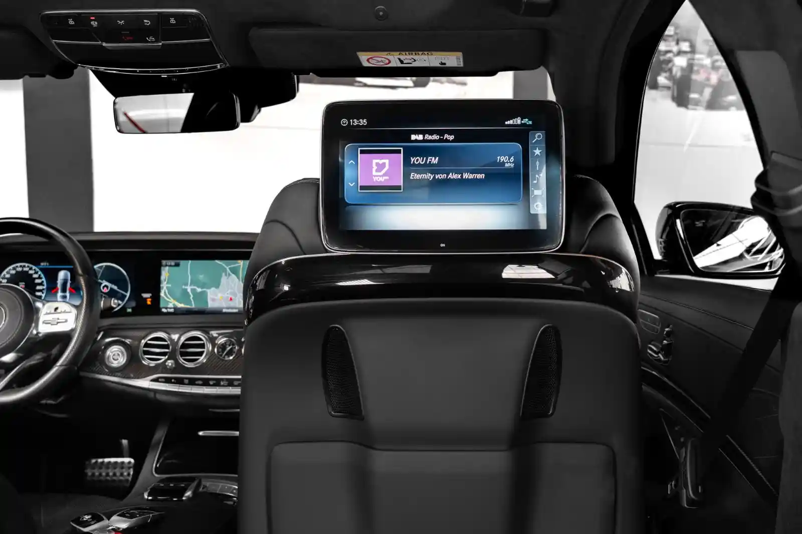 Mercedes-Benz S 560