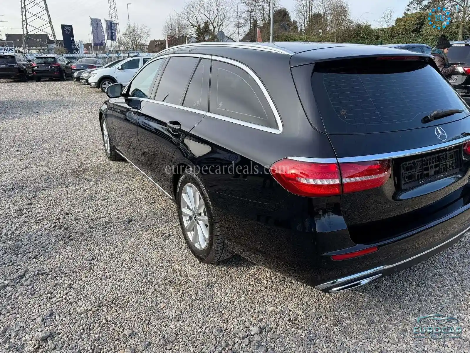 Mercedes-Benz E 200