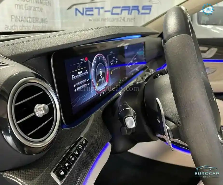 Mercedes-Benz E 63 AMG