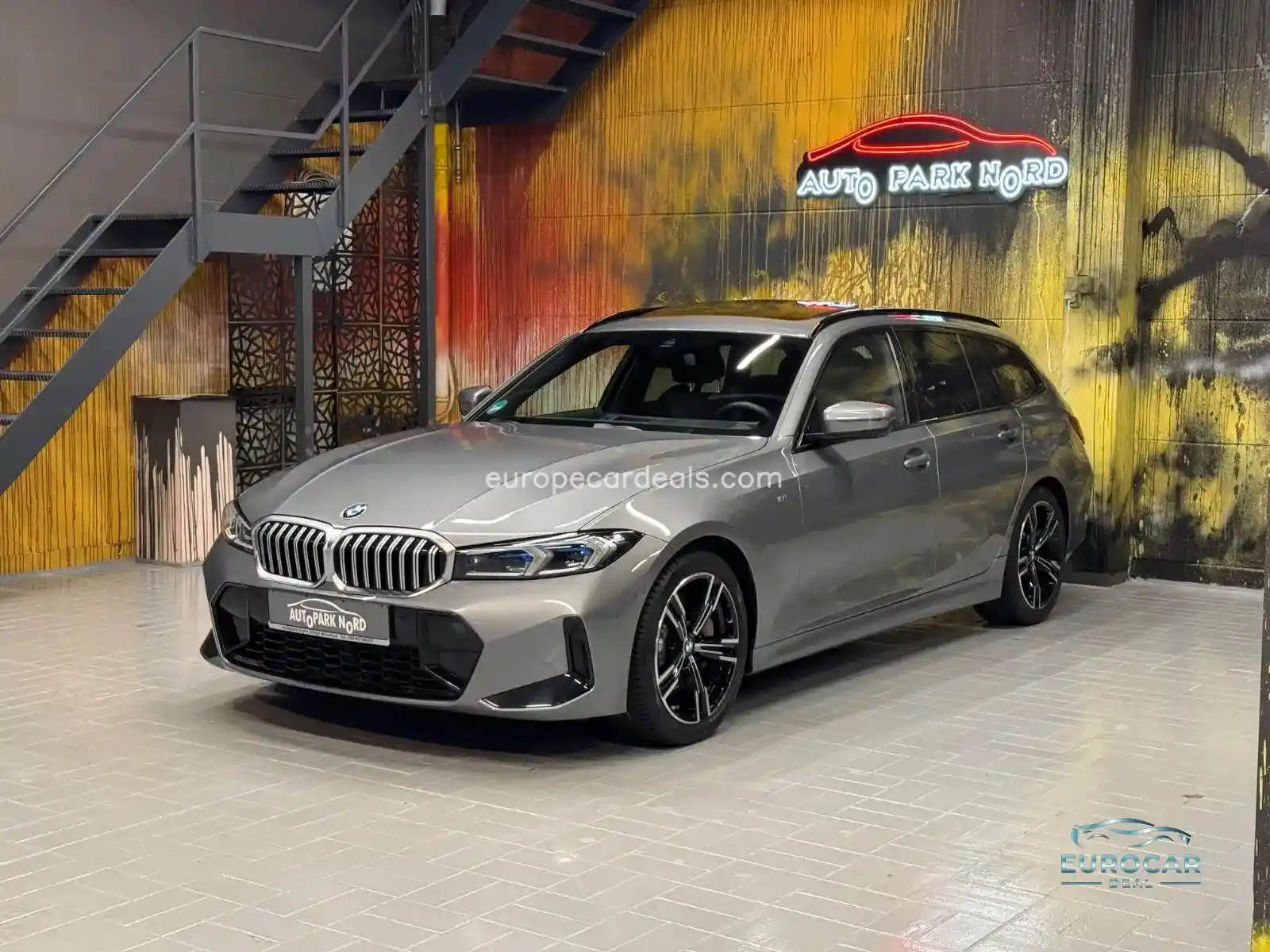 BMW 330