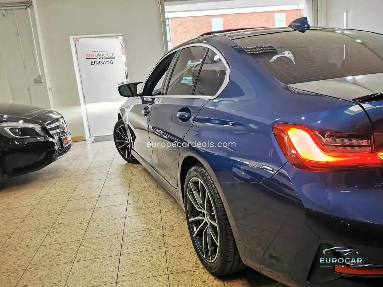 BMW 330