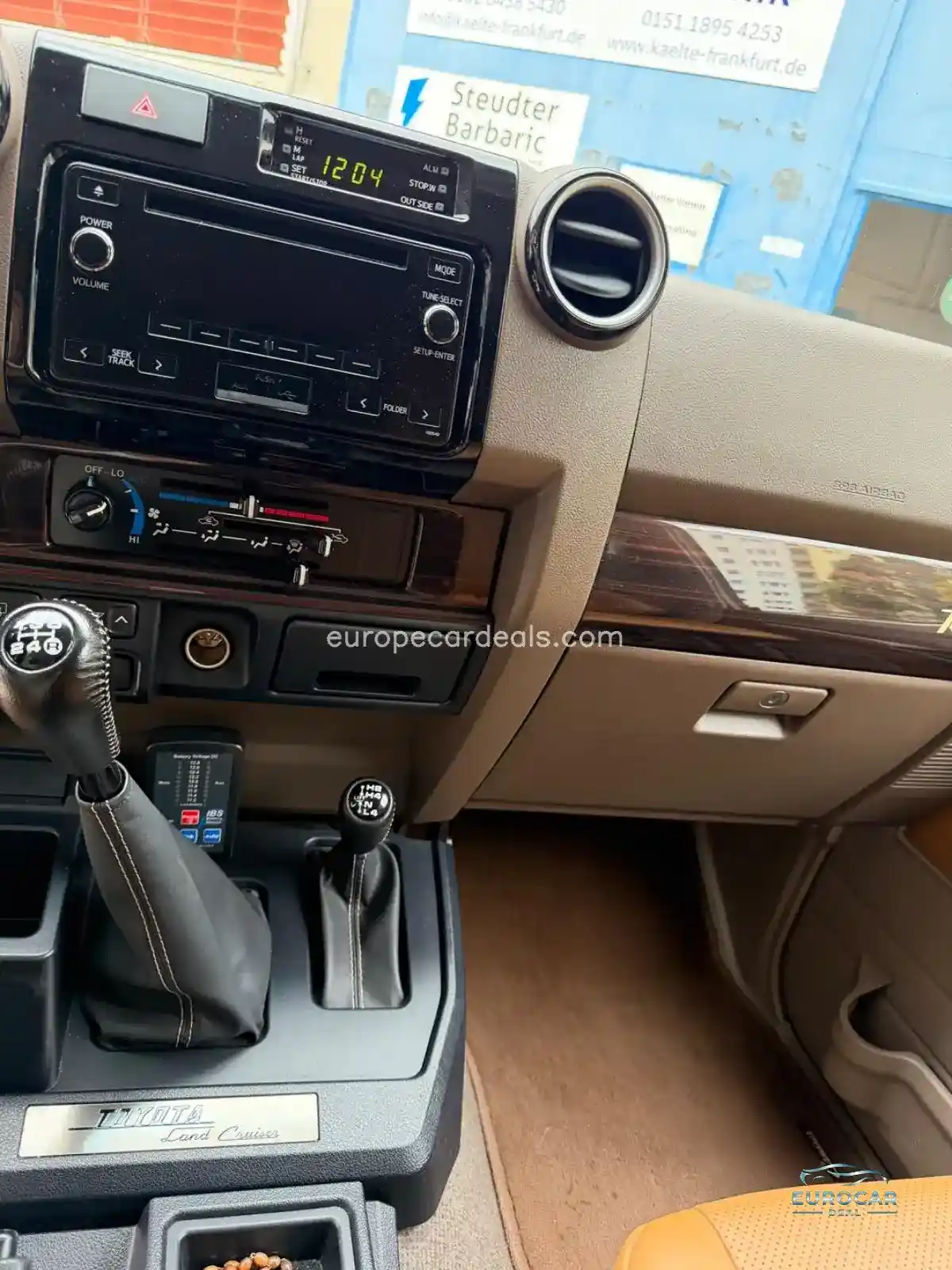 Toyota Land Cruiser
