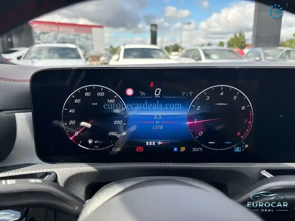 Mercedes-Benz CLA 200