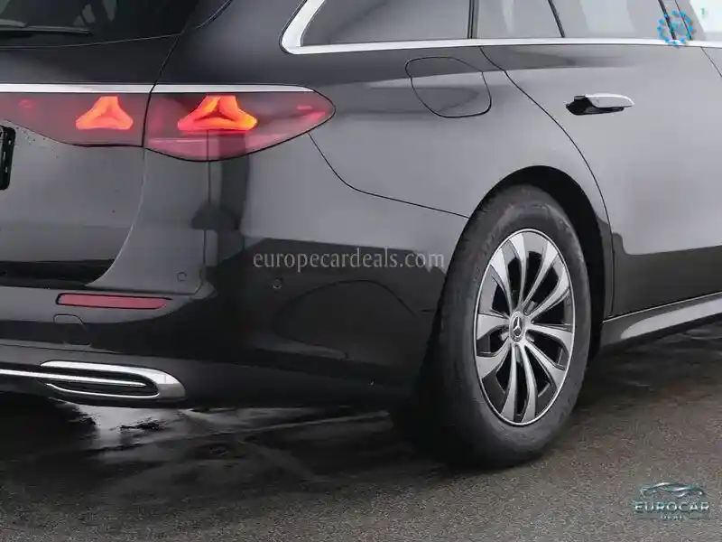 Mercedes-Benz E 200