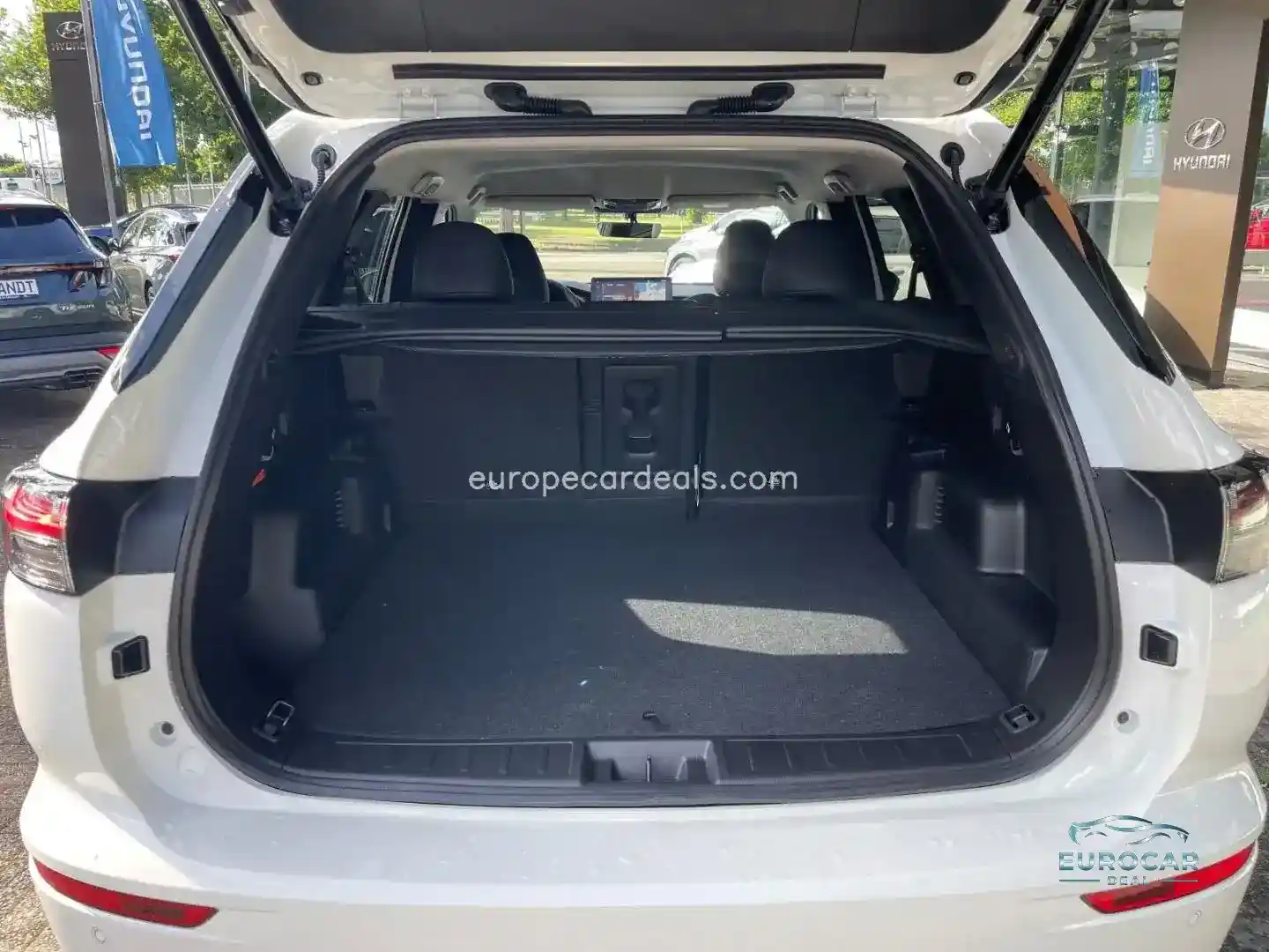 Mitsubishi Plug-in Hybrid Outlander