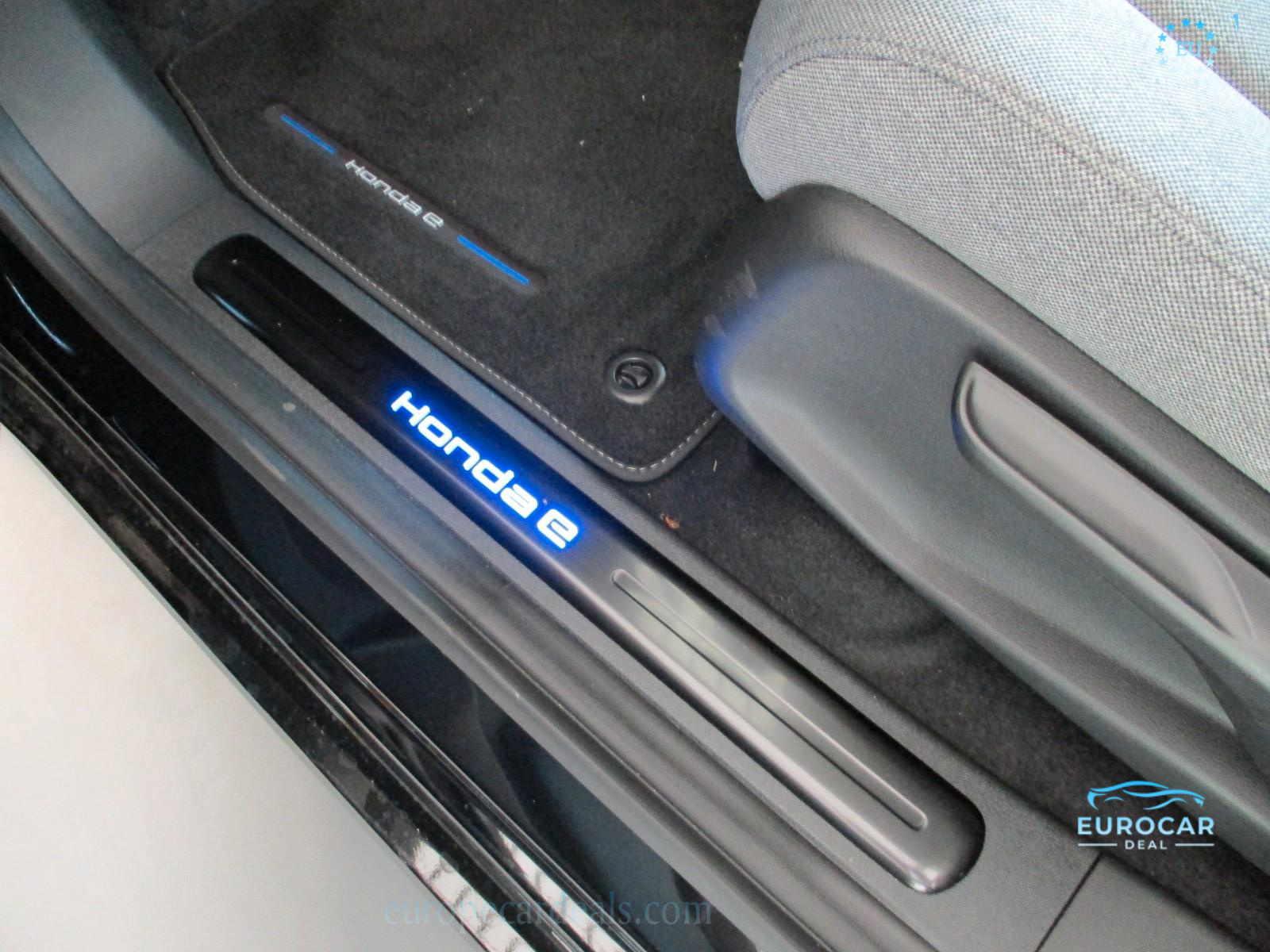 Honda e