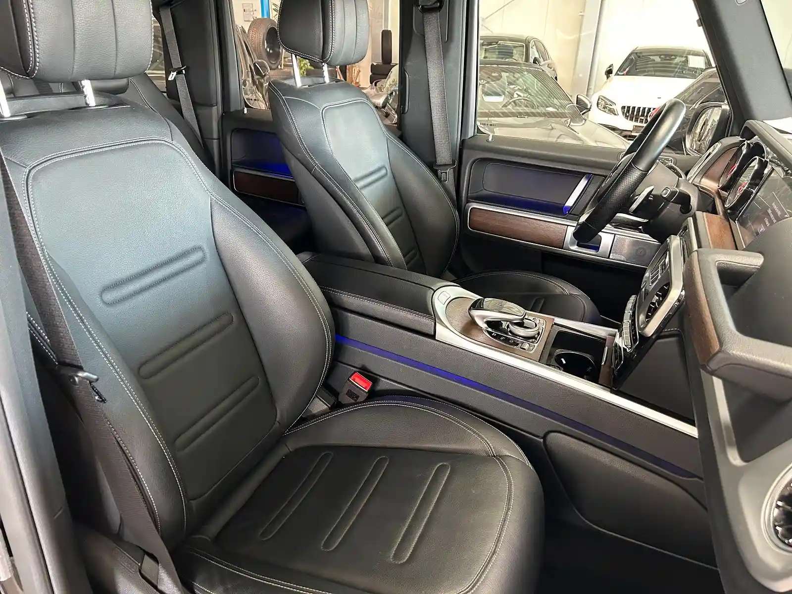 Mercedes-Benz G 500