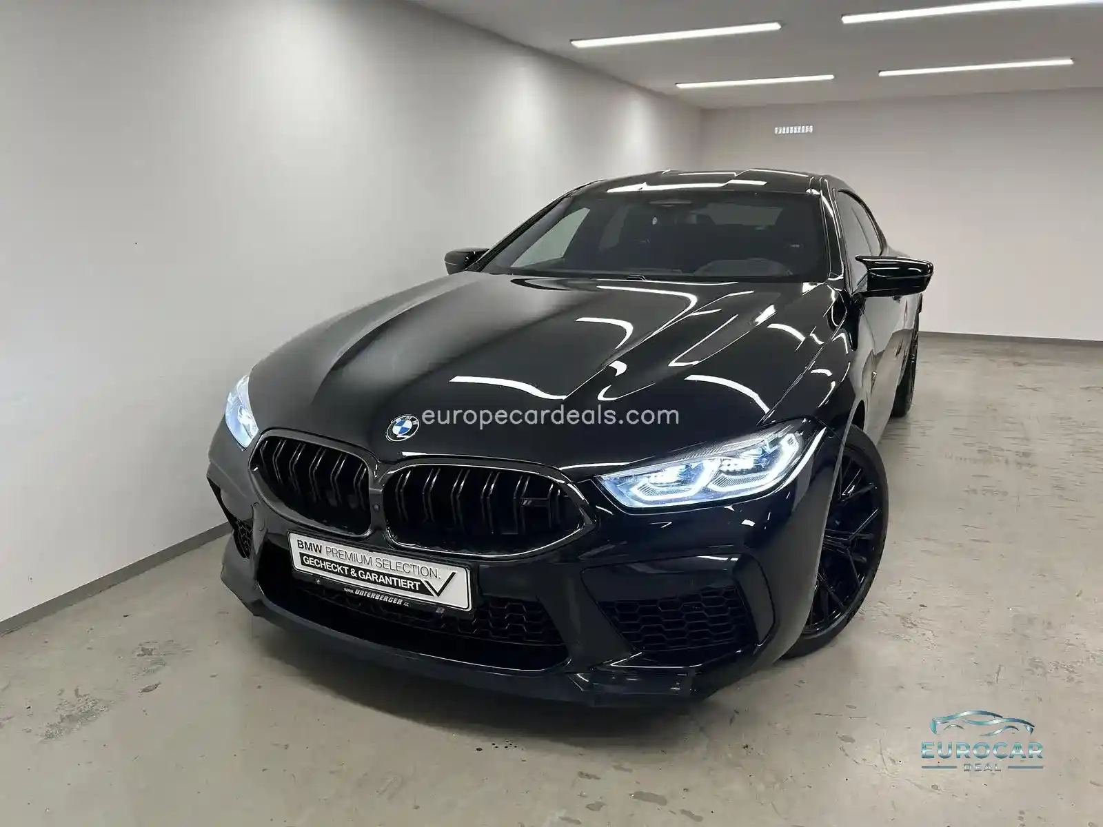 BMW M8