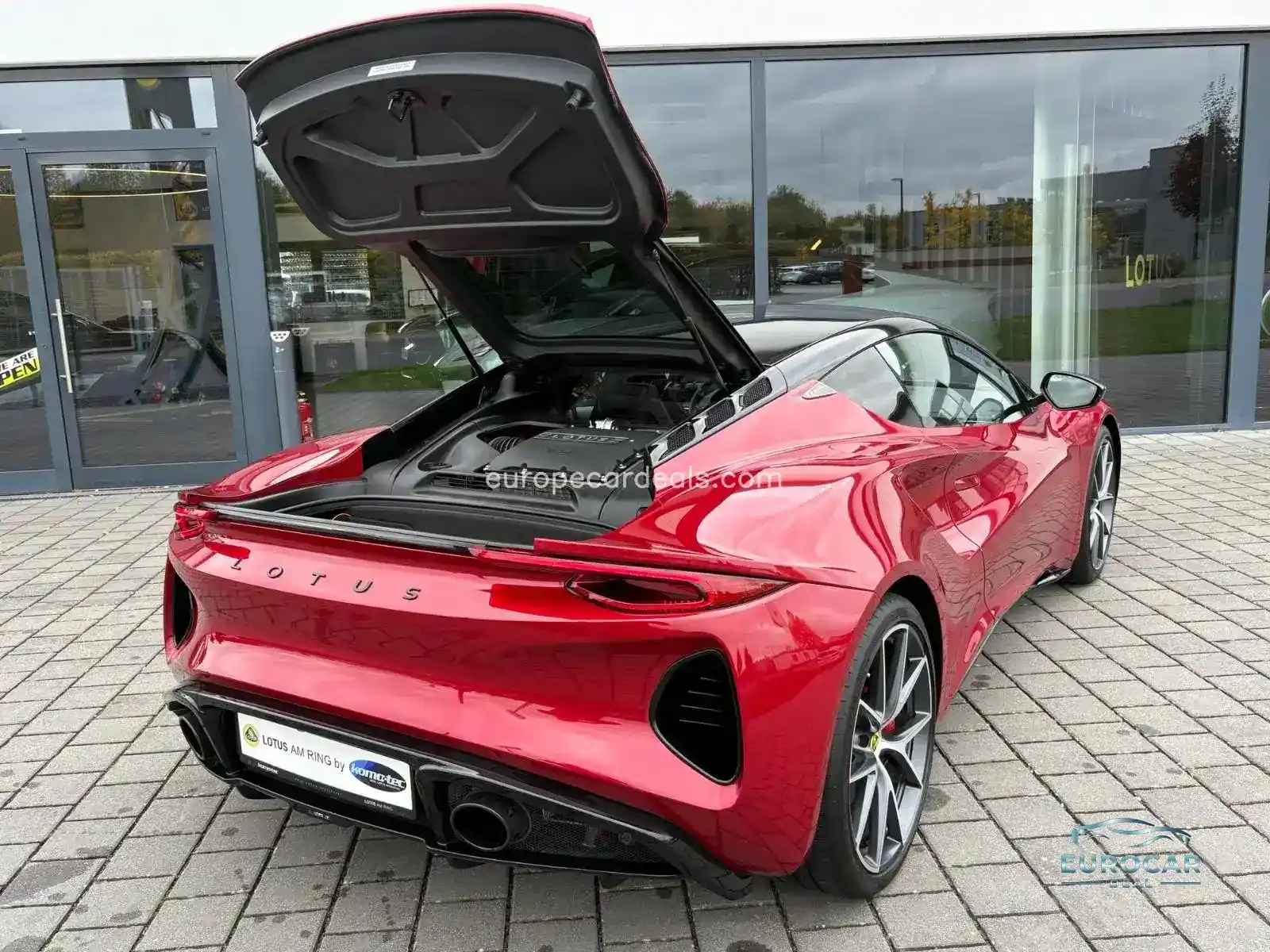 Lotus Emira