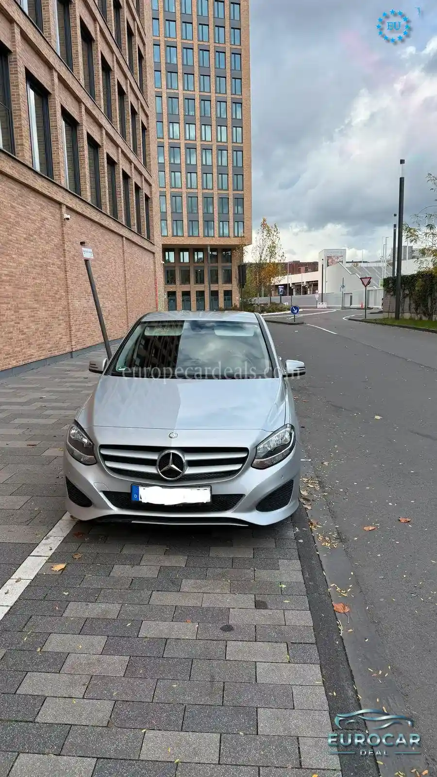 Mercedes-Benz B 180
