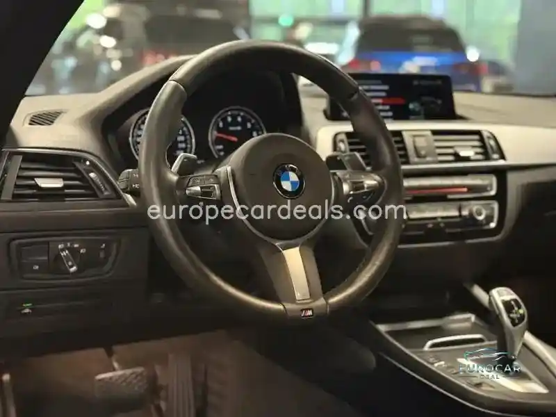 BMW M240i