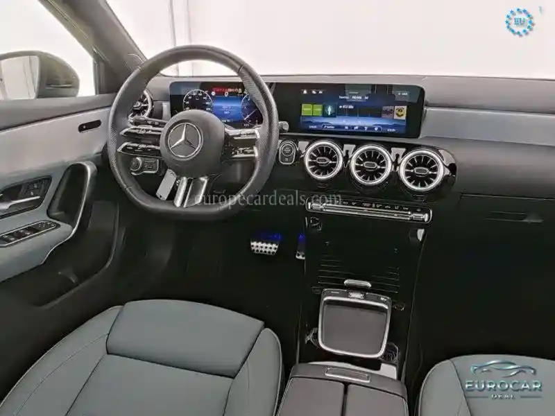 Mercedes-Benz A 220