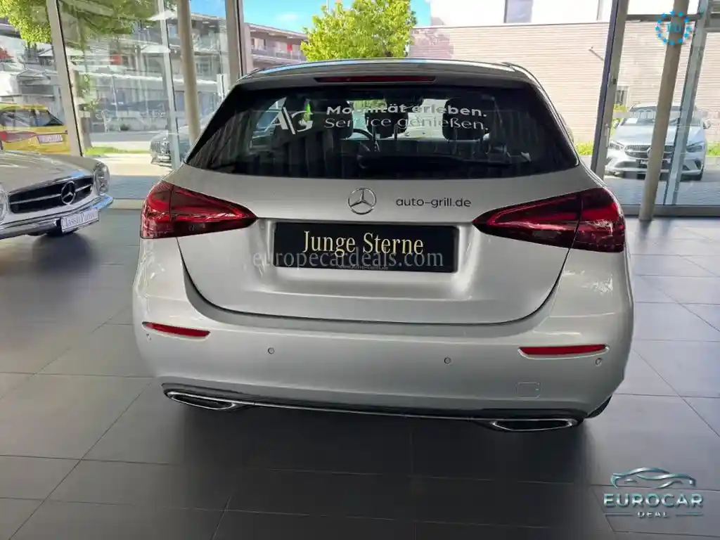 Mercedes-Benz A 180